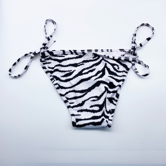 🙋🍍 Classic String Bikini OS Zebra Animal Print - Picture 3 of 3